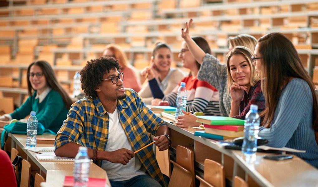 Scuole serali a Caltagirone