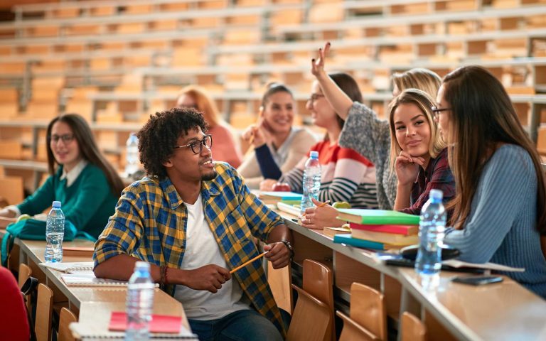 Scuole serali a Caltagirone