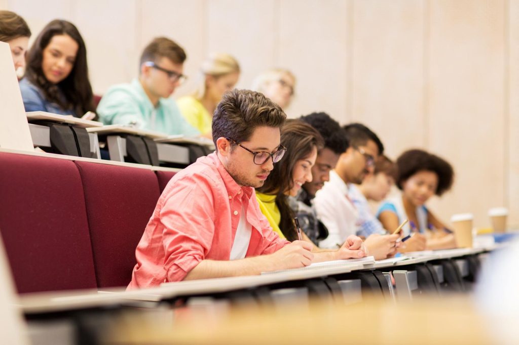Scuole serali a Monopoli